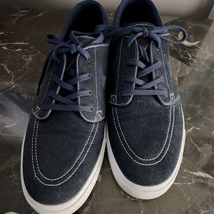 Mike denim sneakers size 12. Worn one time